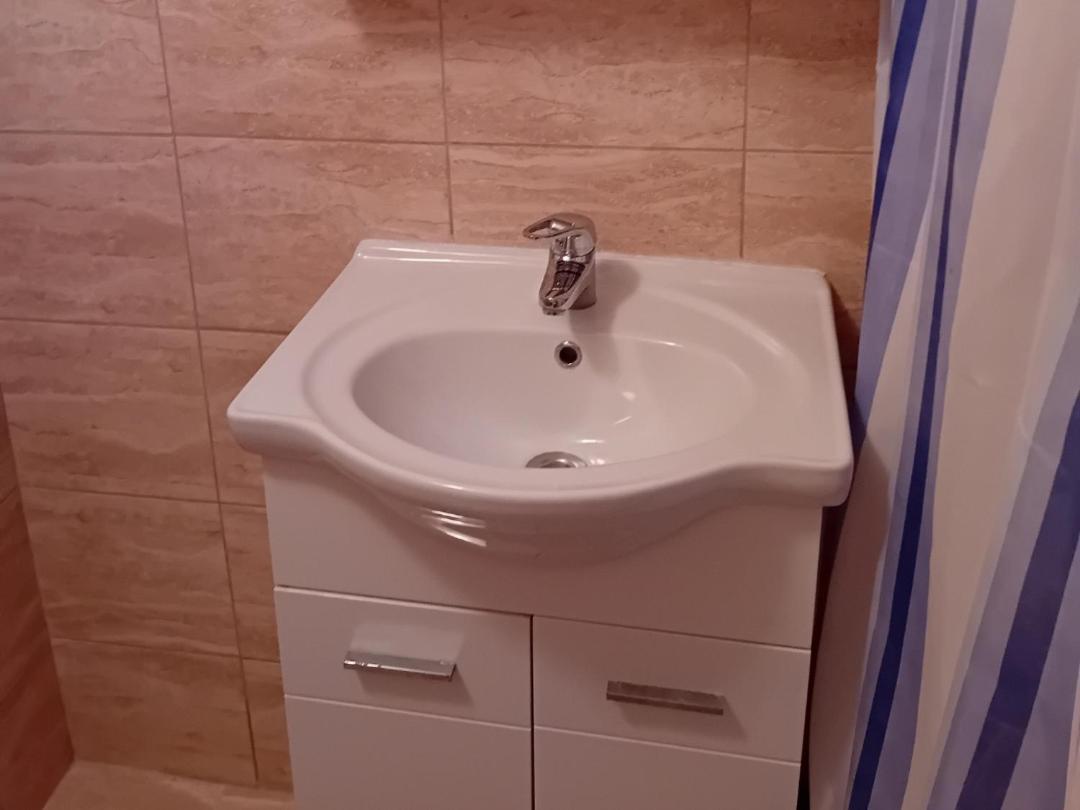בודווה Sara Apartments חדר תמונה